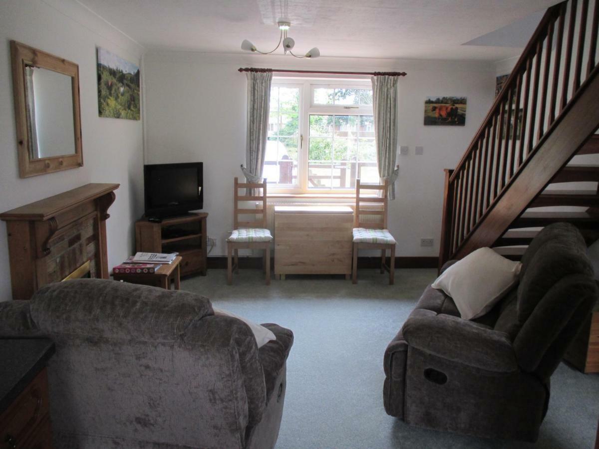 Villa Hops Annex à Brockenhurst Extérieur photo